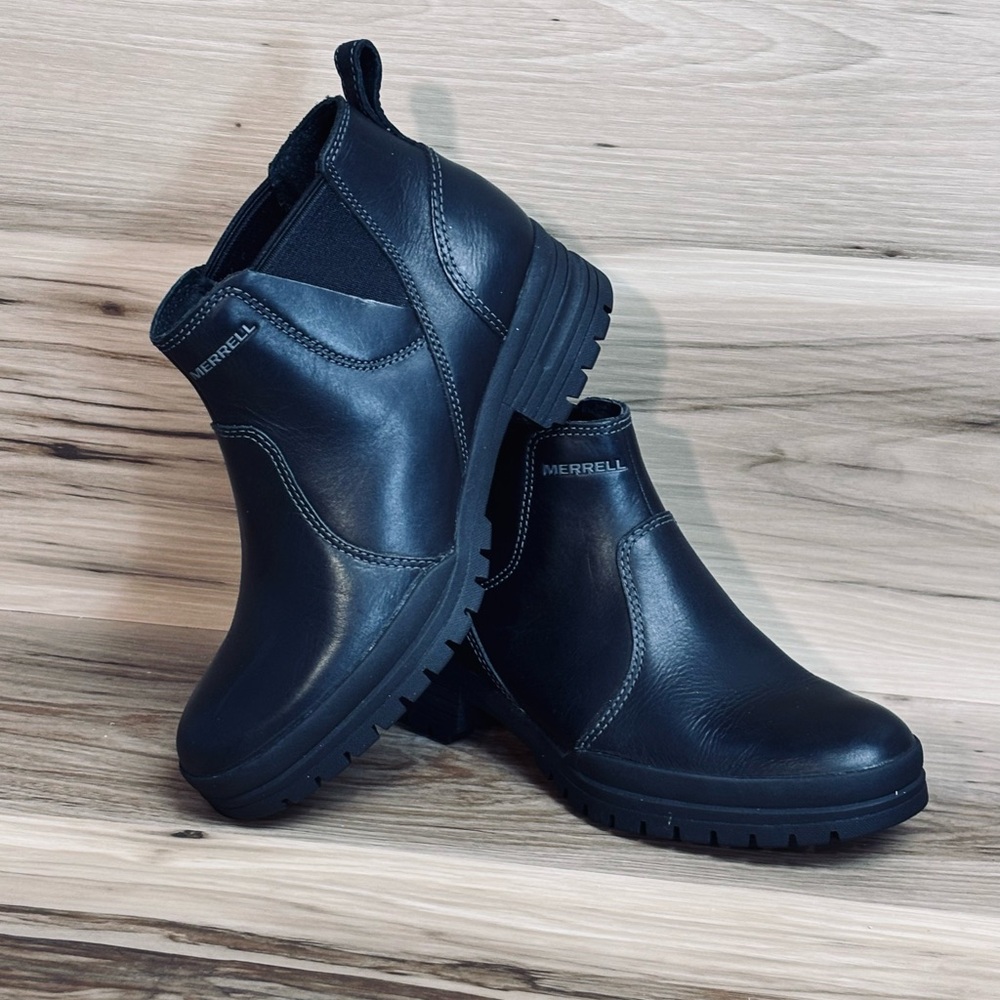 Merrell City Leaf Chelsea Boots Women's 5 black Leather Classic Outdoor bootie.